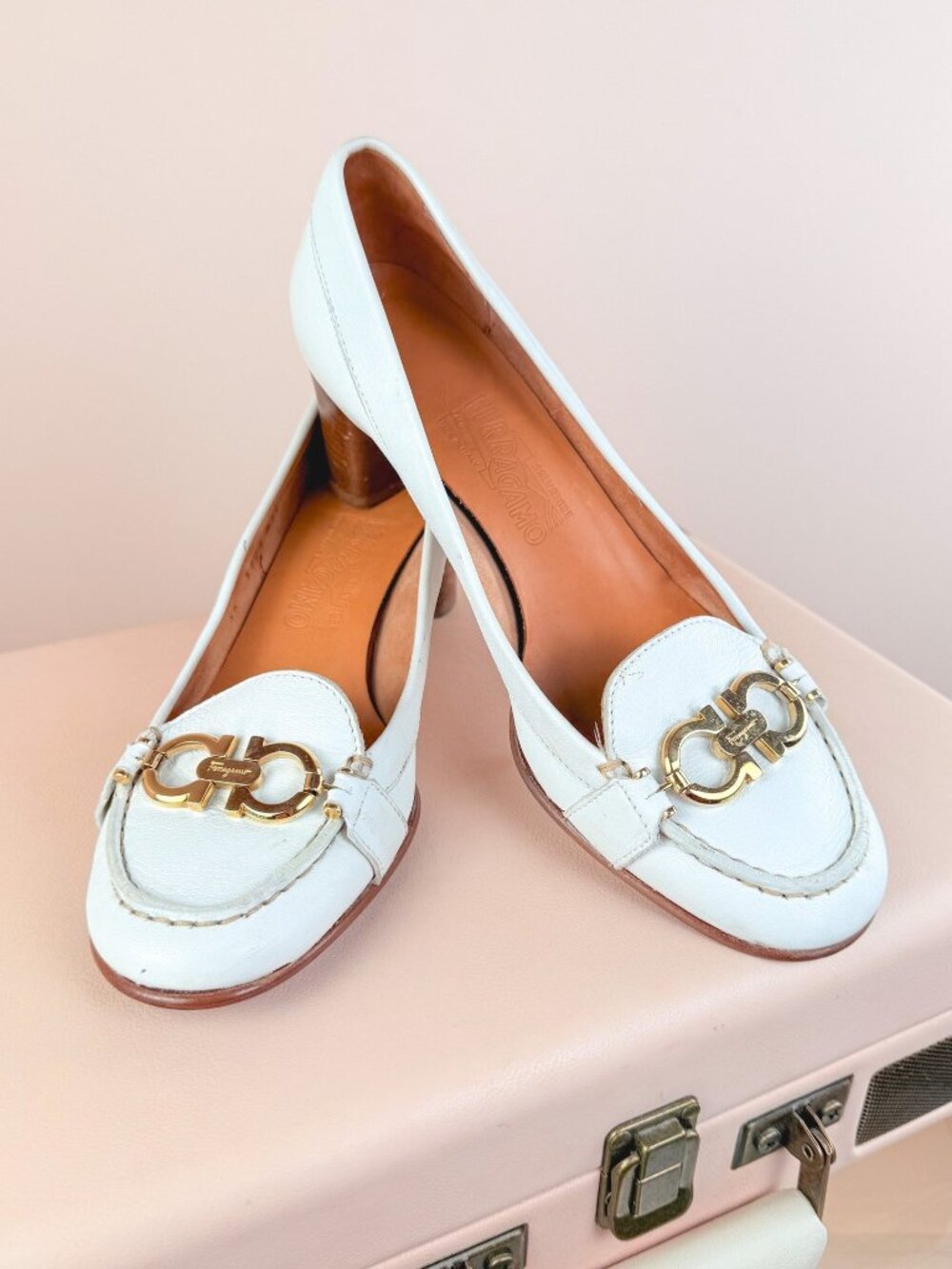 Vintage Salvatore Ferragamo Milano Loafer Heels Size 8N